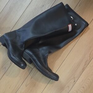 Hunter Classic Black Rain Boots